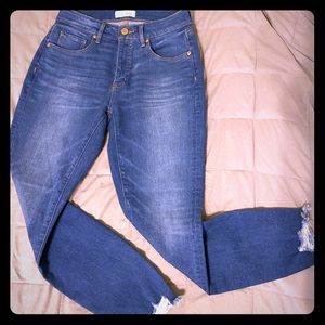 Loft curvy skinny crop jeans - size 27/4